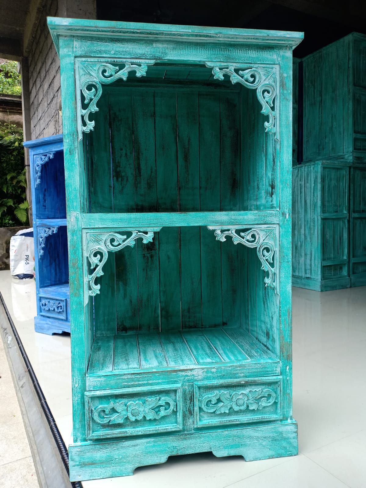 Albasia Bathroom Cabinet - Turquoise wash