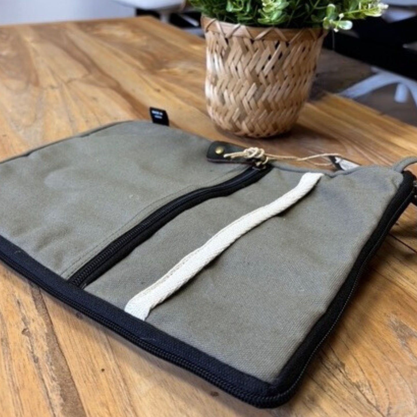 Canvas Travel Laptop Pouch - Olive